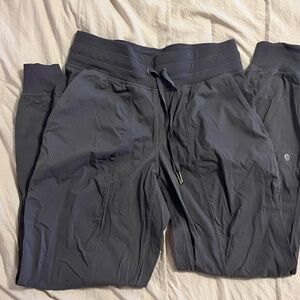 Lululemon dance studio jogger  *29in